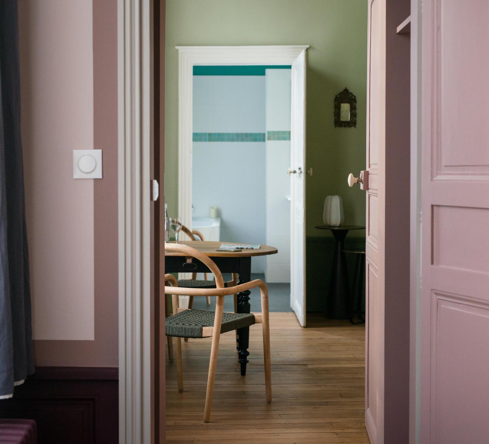 Maison Ailleurs Chartres Bilik gambar